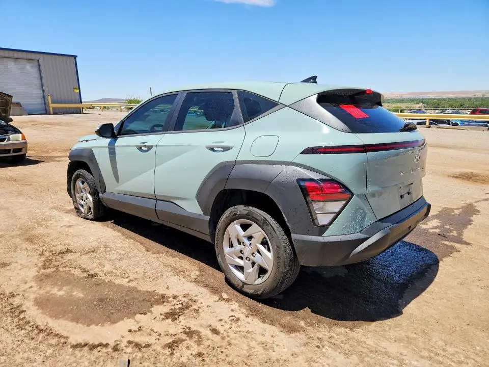 2024 HYUNDAI KONA SE  