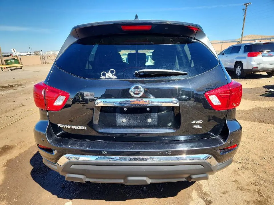 2020 NISSAN PATHFINDER SL  