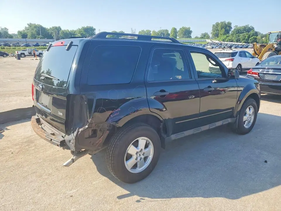 2012 FORD ESCAPE XLT  
