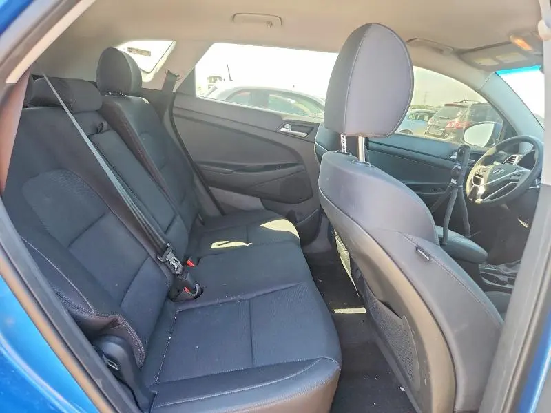 2020 HYUNDAI TUCSON SEL  