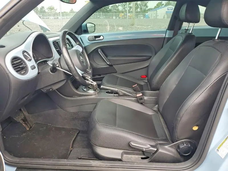2012 VOLKSWAGEN BEETLE   