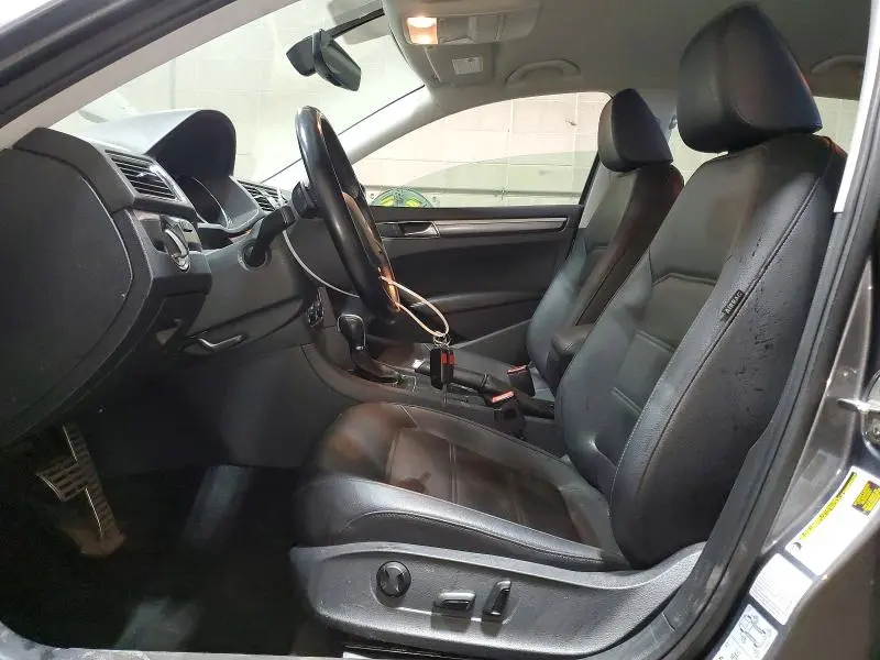 2018 VOLKSWAGEN PASSAT S  