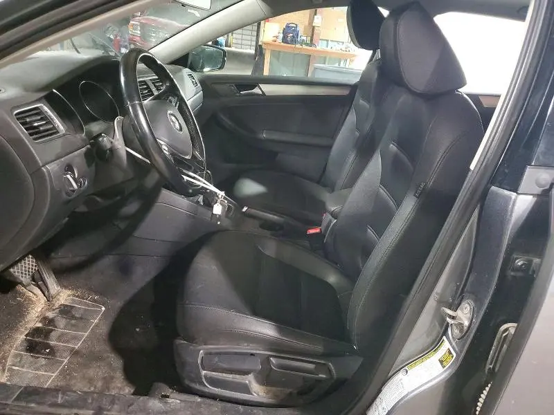 2017 VOLKSWAGEN JETTA SE  