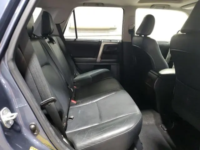 2012 TOYOTA 4RUNNER SR5  