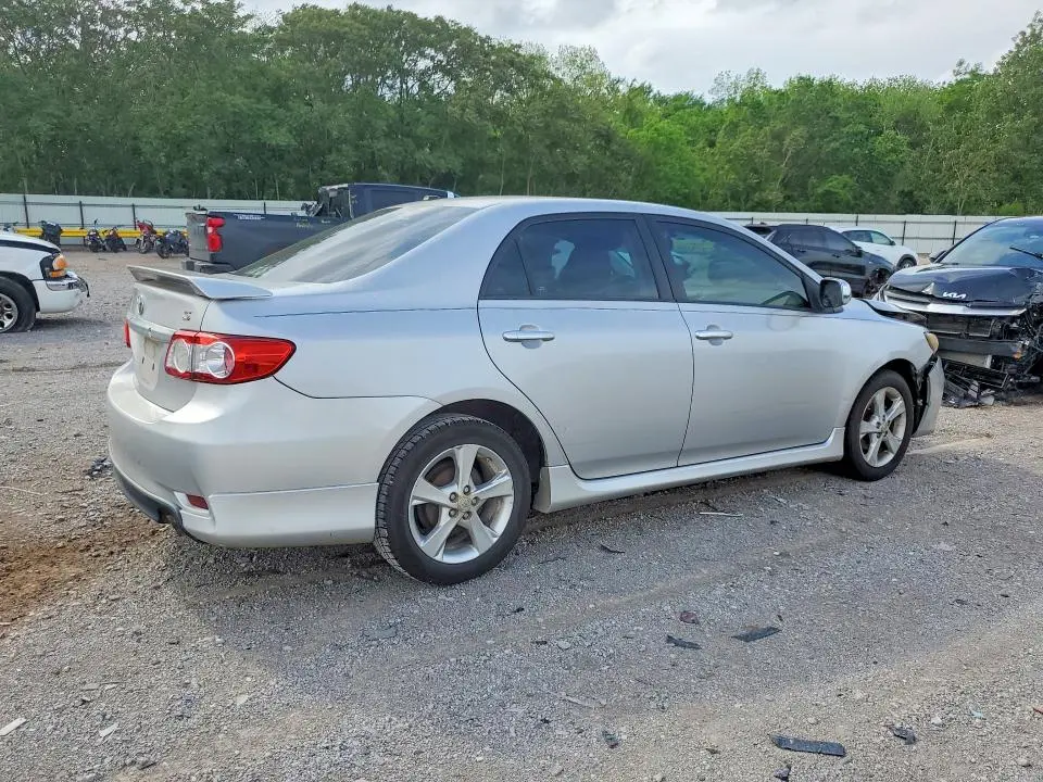 2011 TOYOTA COROLLA S  