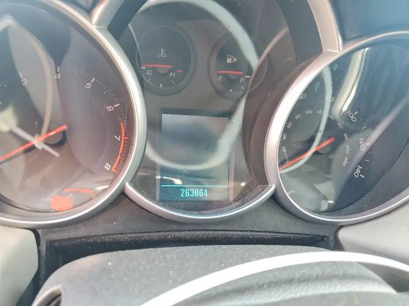 2011 CHEVROLET CRUZE LS  