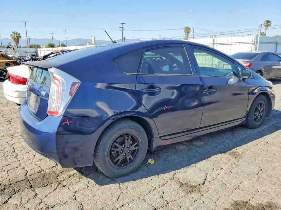 2012 TOYOTA PRIUS TWO  