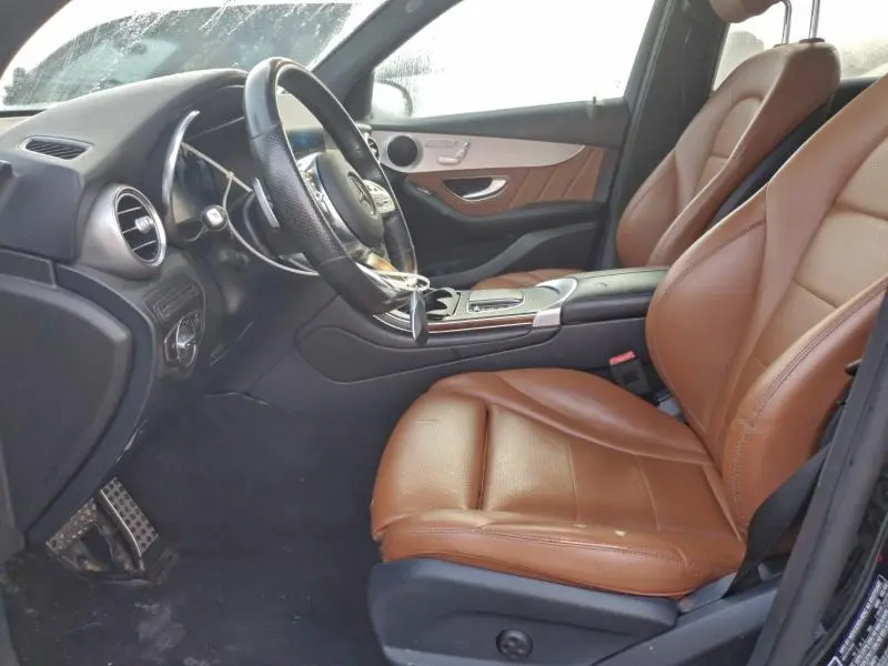 2022 MERCEDES-BENZ GLC 300  