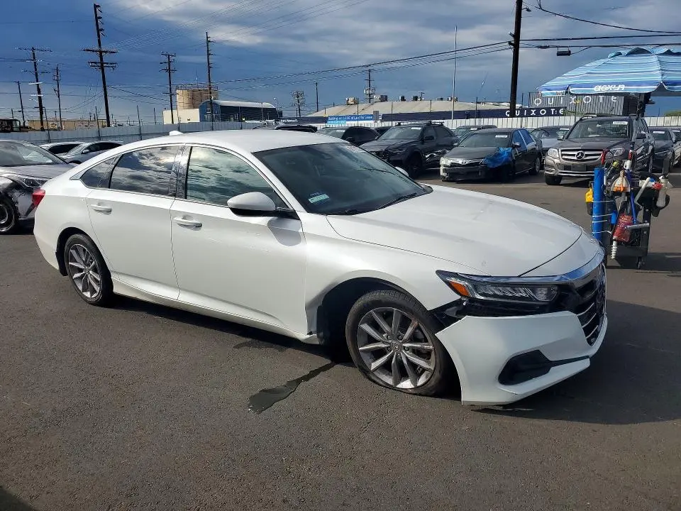 2022 HONDA ACCORD LX  