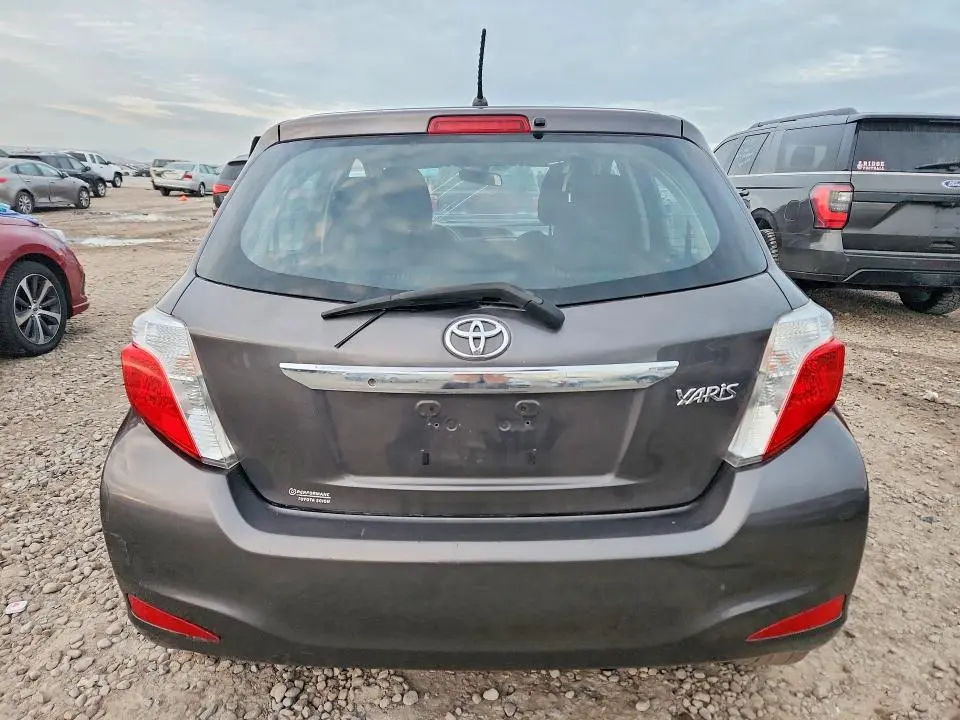 2014 TOYOTA YARIS 5-DOOR L FLEET  