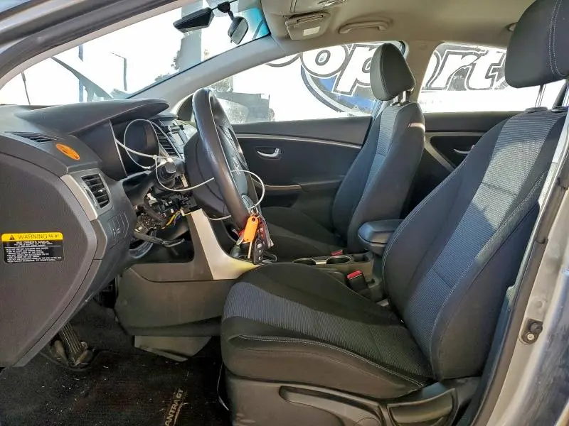 2017 HYUNDAI ELANTRA GT   