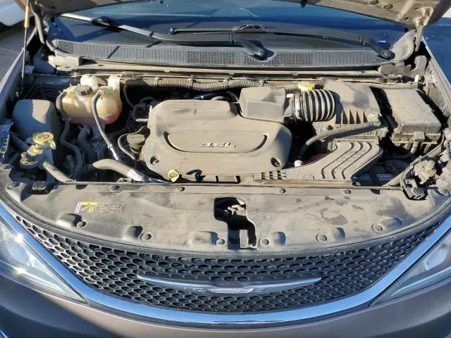 2017 CHRYSLER PACIFICA TOURING L  