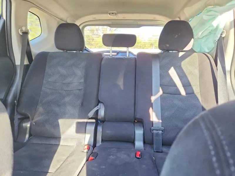 2014 NISSAN ROGUE SV  