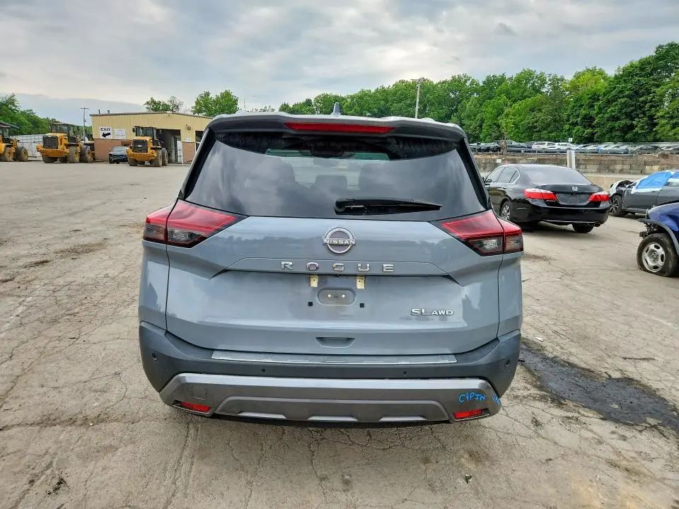 2023 NISSAN ROGUE SL  