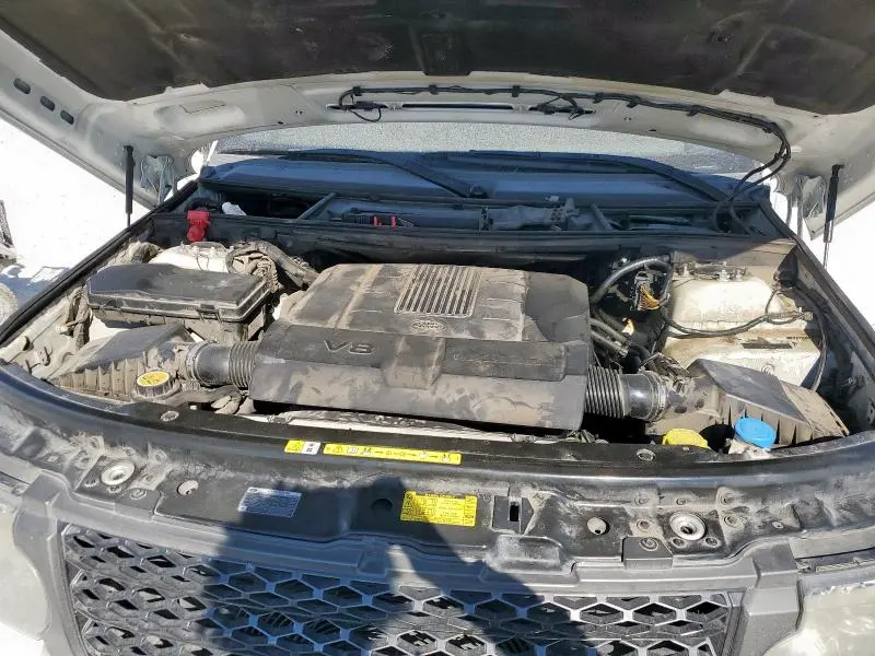 2011 LAND ROVER RANGE ROVER HSE LUXURY  