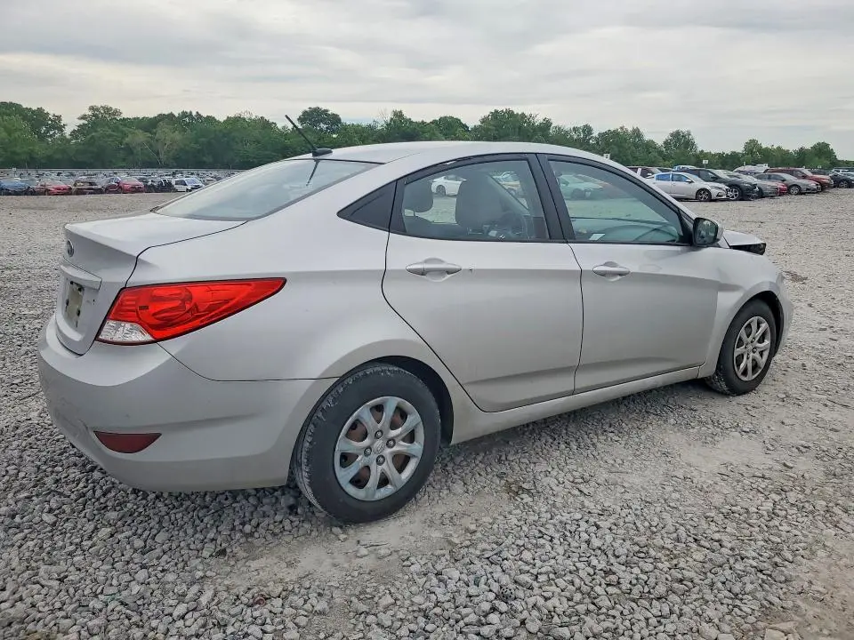 2013 HYUNDAI ACCENT GLS  