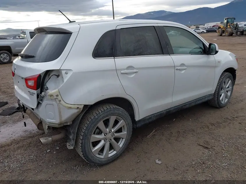 2013 MITSUBISHI OUTLANDER SPORT SE