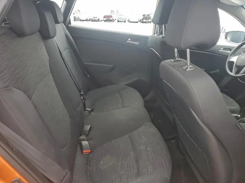 2015 HYUNDAI ACCENT GS  