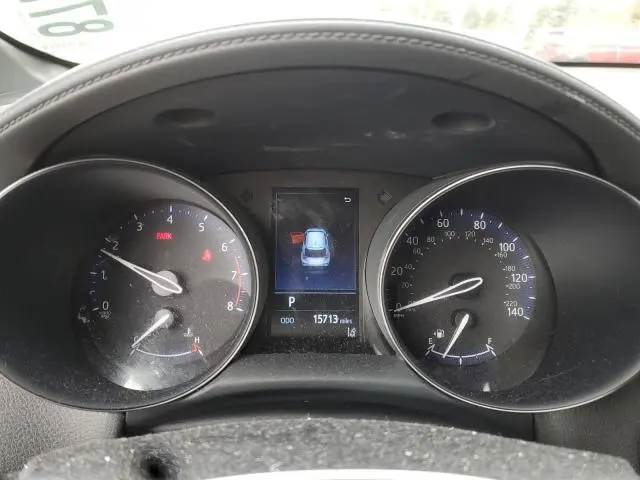 2022 TOYOTA C-HR XLE  