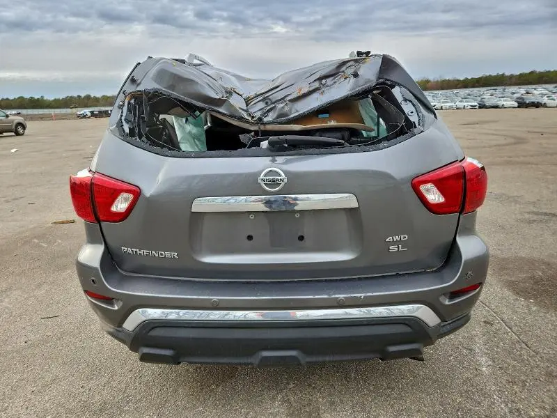 2020 NISSAN PATHFINDER SL  