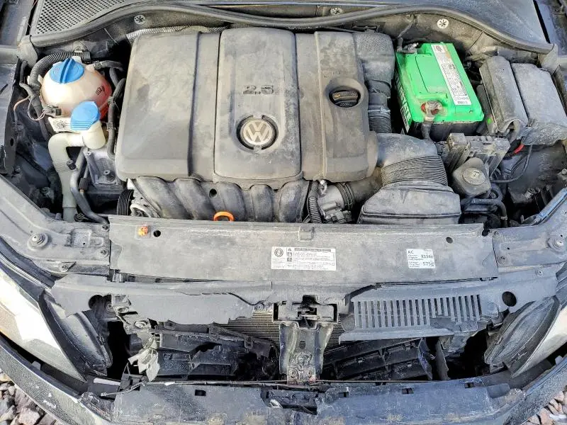 2012 VOLKSWAGEN PASSAT SE  