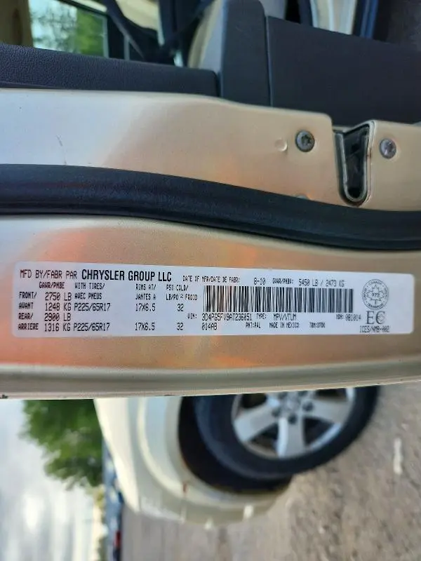 2010 DODGE JOURNEY SXT  