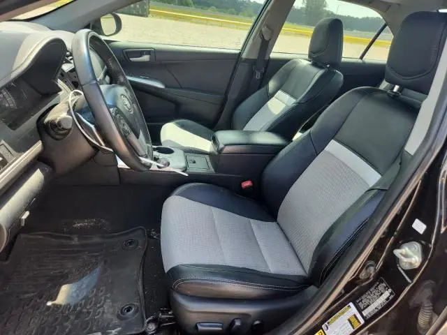 2012 TOYOTA CAMRY SE  