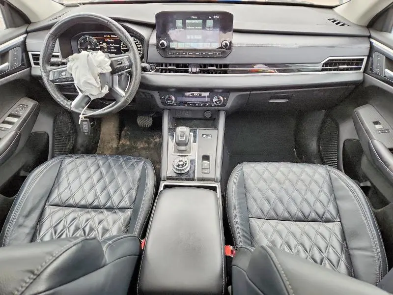 2023 MITSUBISHI OUTLANDER SE  