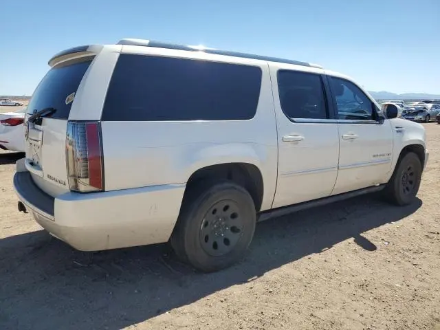 2012 CADILLAC ESCALADE ESV PREMIUM  