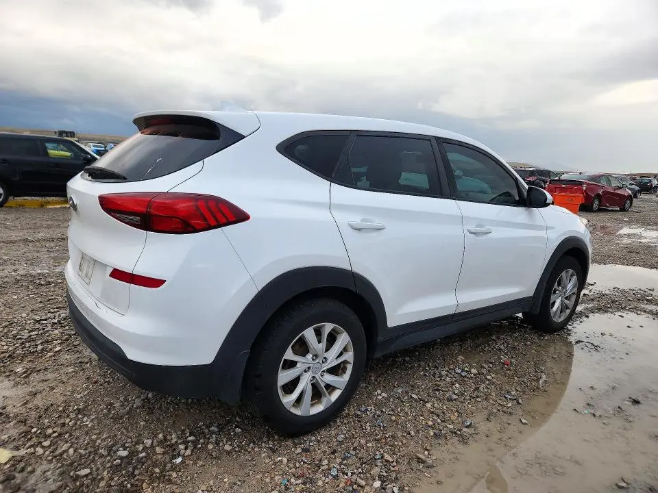 2019 HYUNDAI TUCSON SE  