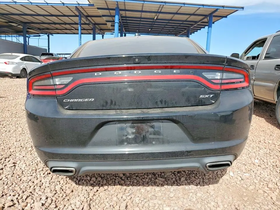 2016 DODGE CHARGER SXT  