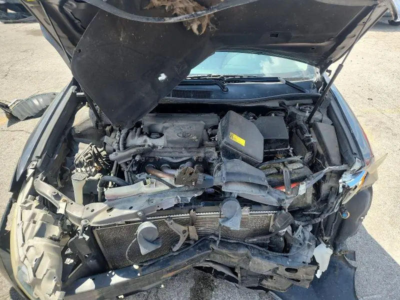 2012 TOYOTA CAMRY LE  