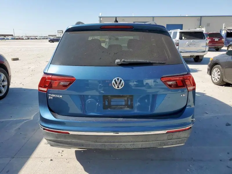 2018 VOLKSWAGEN TIGUAN SE  