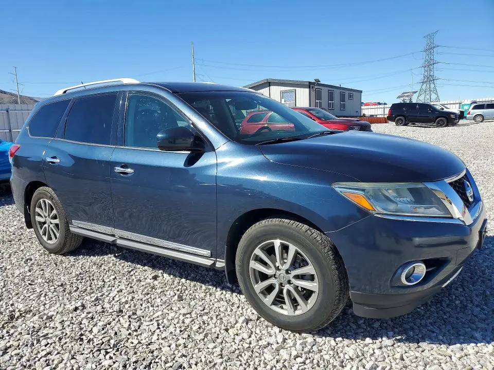 2013 NISSAN PATHFINDER S  