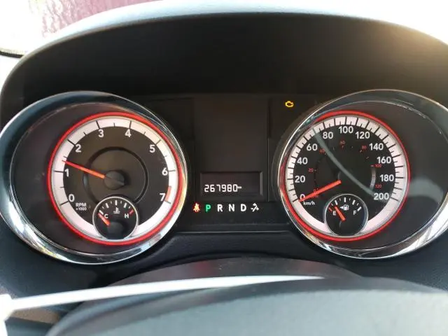 2013 DODGE GRAND CARAVAN SE  