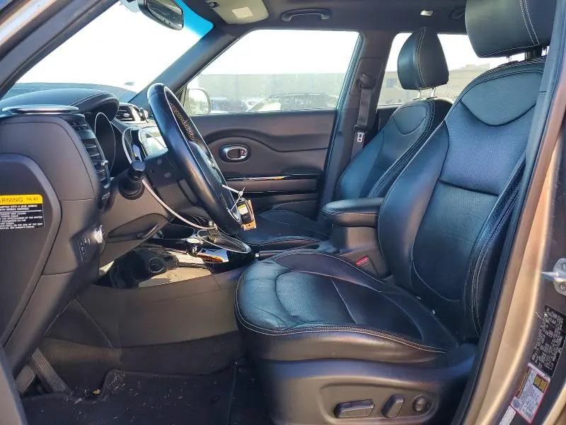 2015 KIA SOUL +  