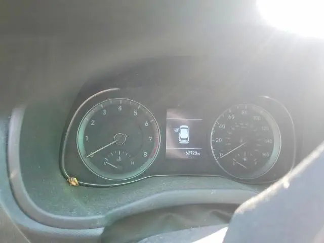 2019 HYUNDAI KONA SE  