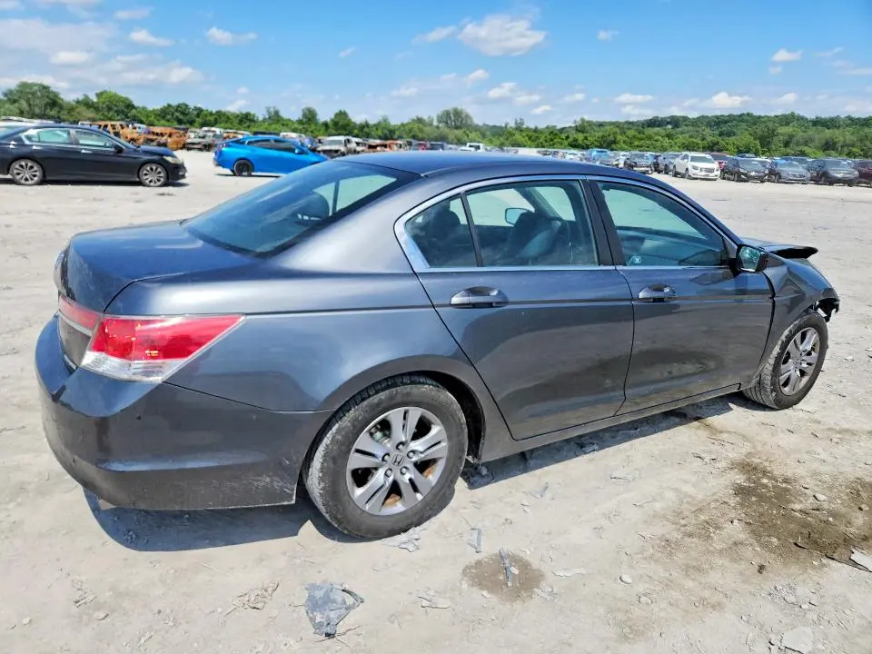 2011 HONDA ACCORD SE  