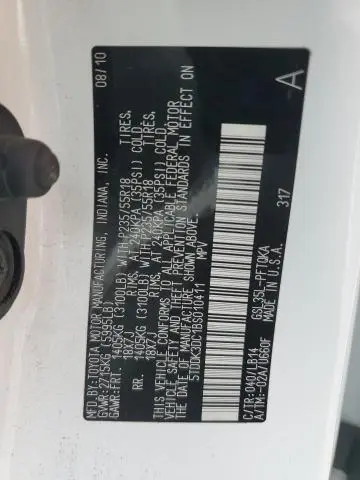 2011 TOYOTA SIENNA XLE