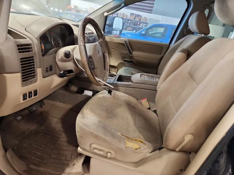 2010 NISSAN TITAN XE  