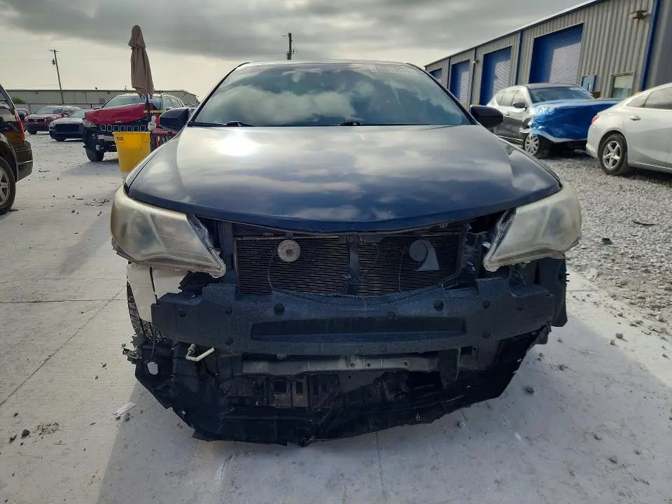 2012 TOYOTA CAMRY SE V6  