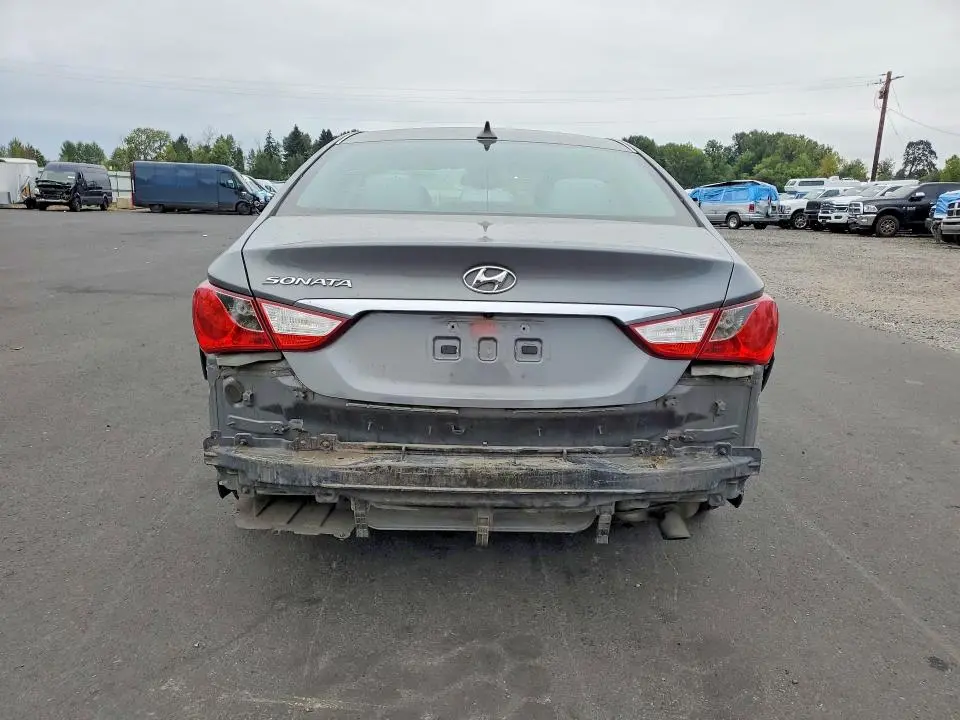 2014 HYUNDAI SONATA GLS  