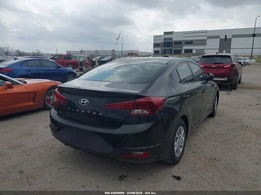 2020 HYUNDAI ELANTRA SE