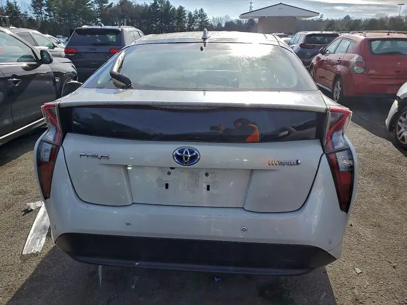 2017 TOYOTA PRIUS   