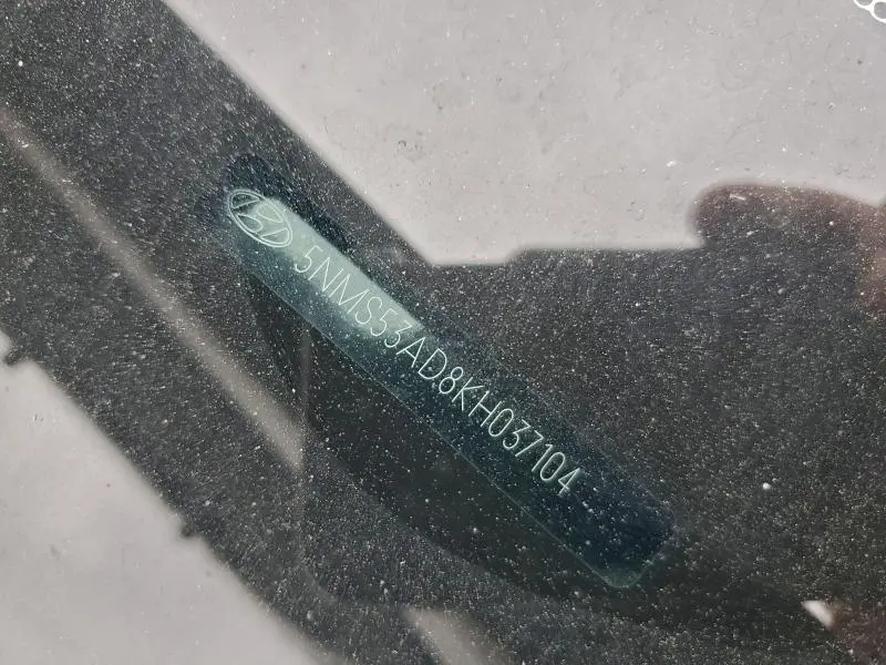 2019 HYUNDAI SANTA FE LIMITED  