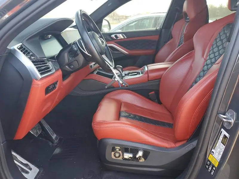 2022 BMW X6 M  