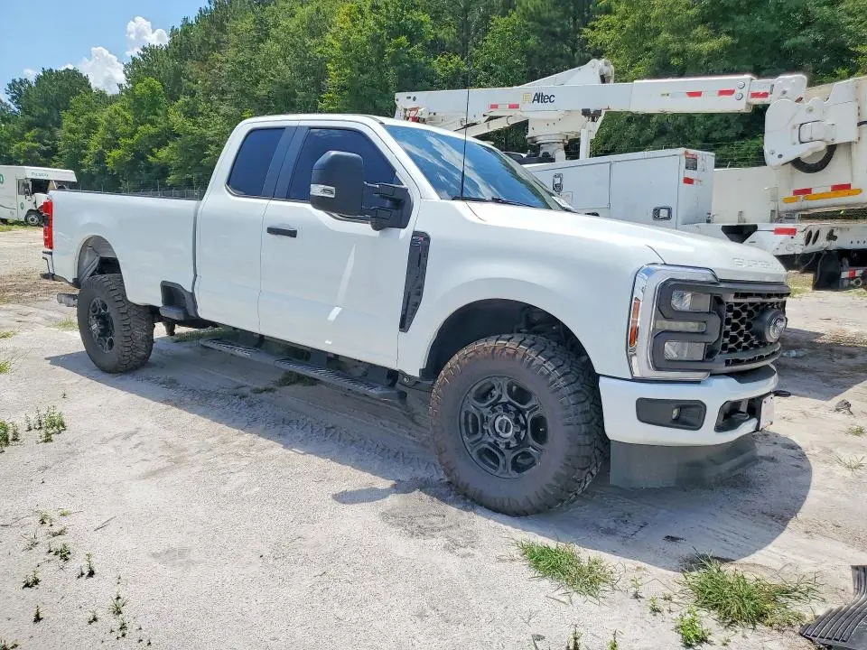 2025 FORD F350 SUPER DUTY  
