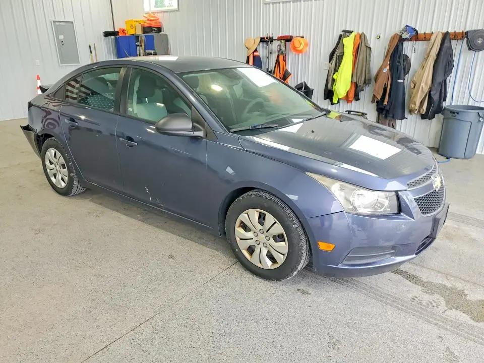 2014 CHEVROLET CRUZE LS  