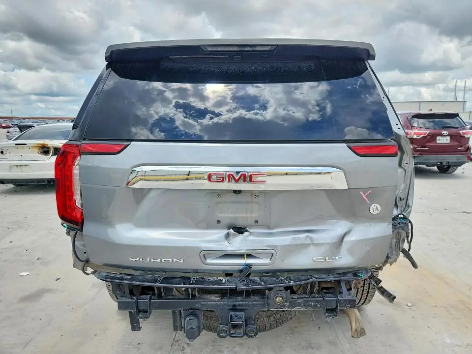2023 GMC YUKON SLT  