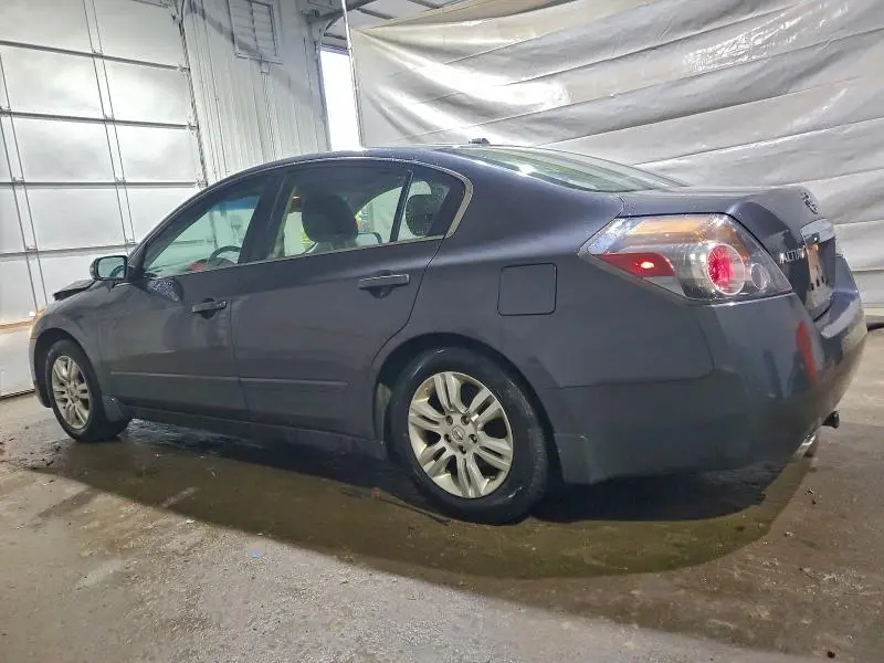 2010 NISSAN ALTIMA BASE  